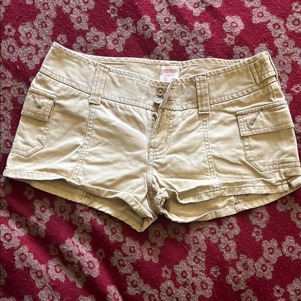 Abercrombie & Fitch Women's Tan Cargo micro/mini Shorts